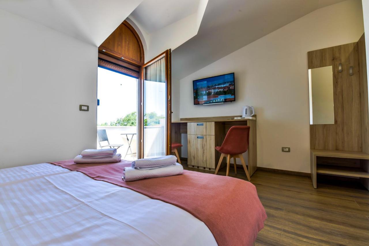 Casa Istriana Dajla Rooms Novigrad  Bagian luar foto